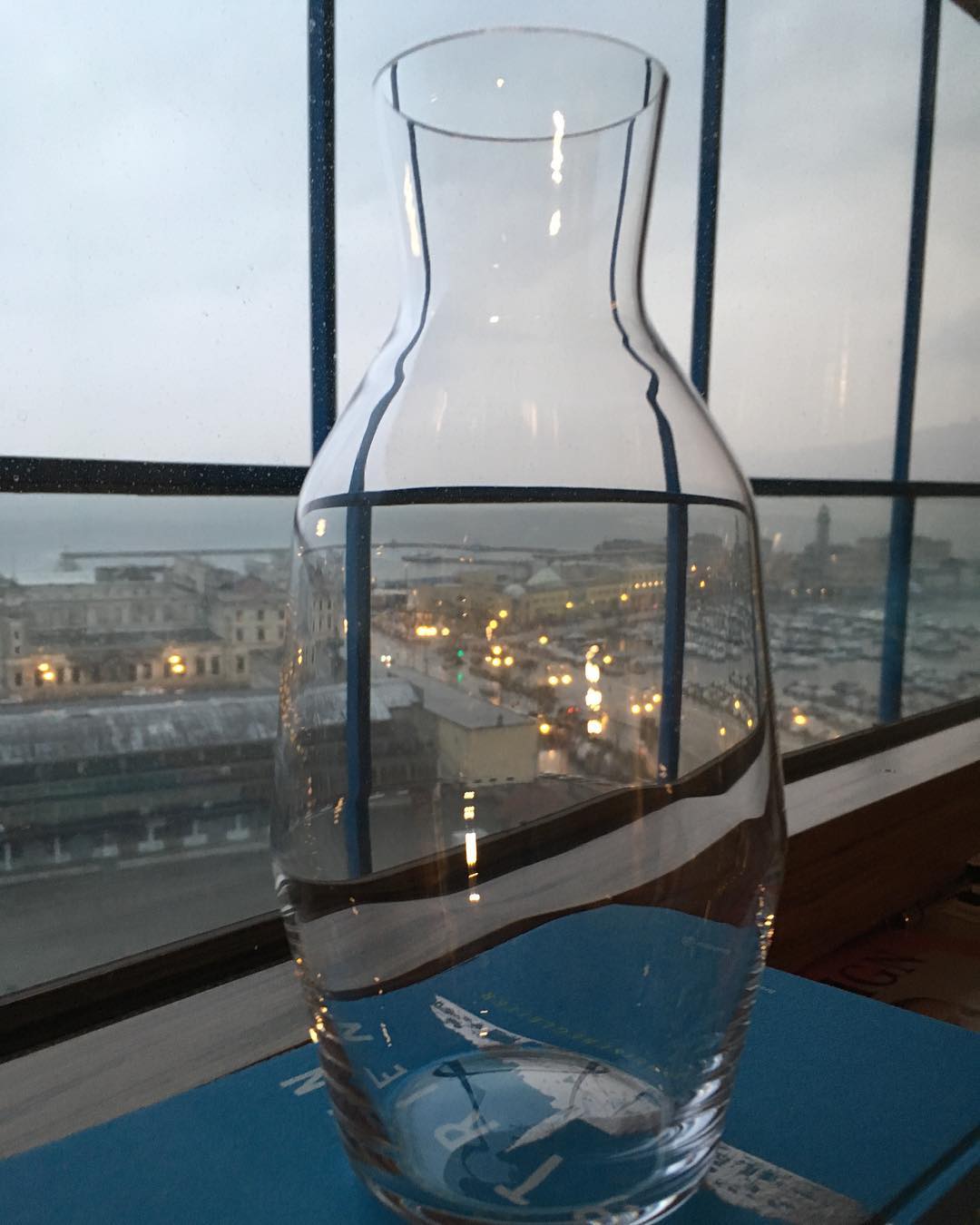 Double Bend Decanter Magnum — MarkThomas Double Bend, дополнительное фото